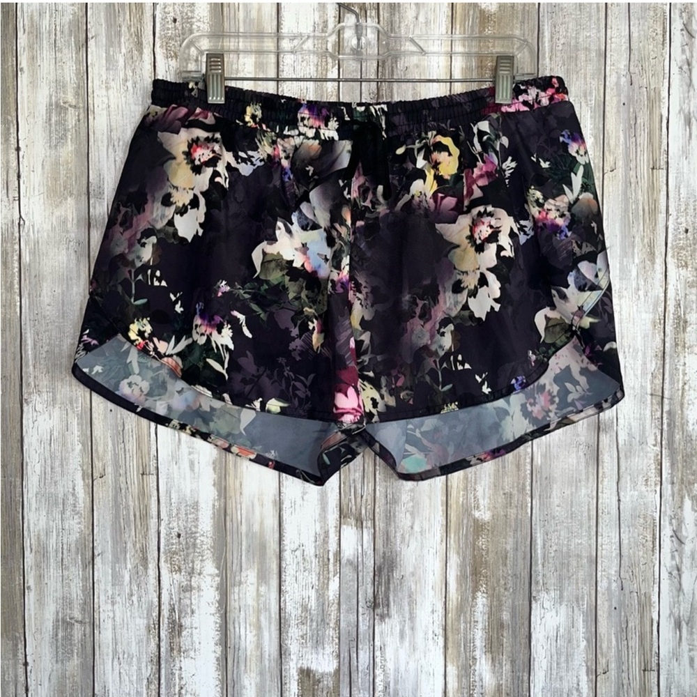 Old Navy Active Purple Floral Mid Rise Go Dry Shorts - Picture 1 of 4
